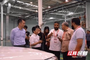 點(diǎn)贊 湖南智造 中非經(jīng)貿(mào)博覽會(huì)代表團(tuán)走進(jìn)獵豹汽車長(zhǎng)沙廠
